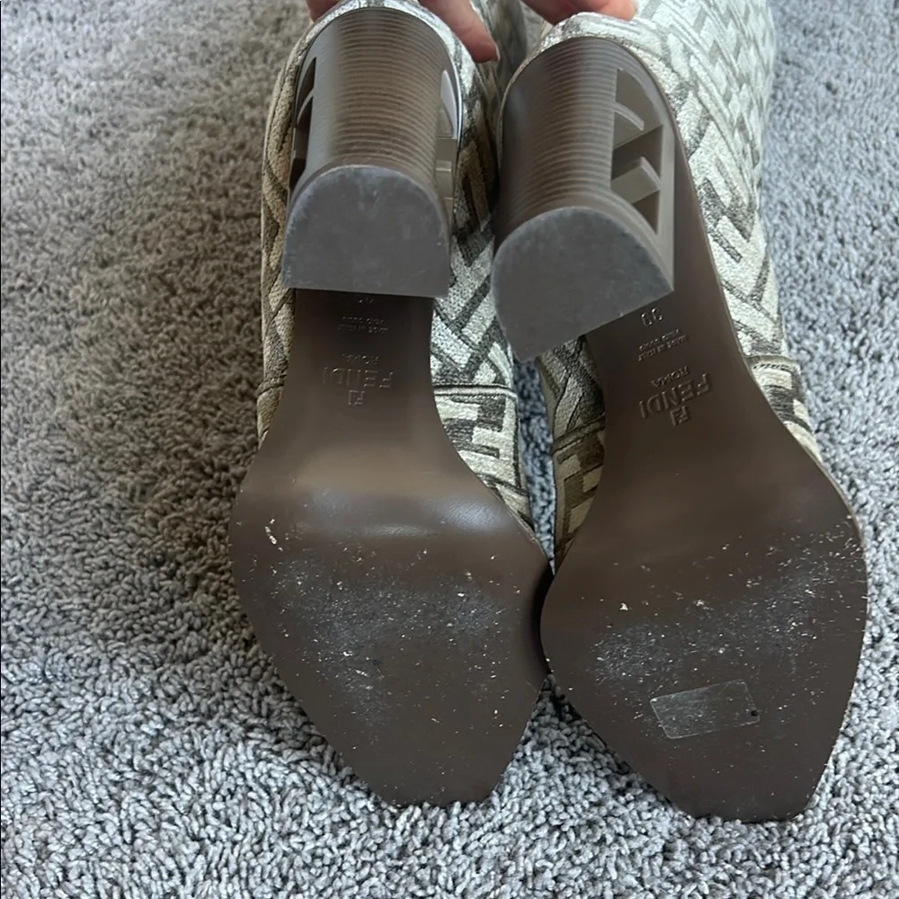 Fendi Logo-Jacquard Chenille Knee Boots - Picture 7 of 7